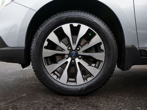 Used 2015 Subaru Outback 2.5i Limited image 7