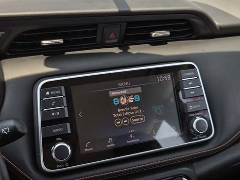 Used 2019 Nissan Kicks SR FWD image 21