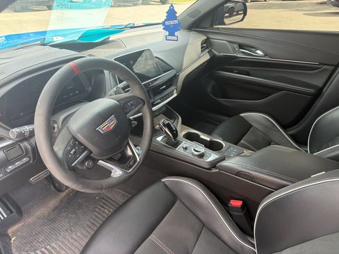Used 2022 Cadillac CT4 V Blackwing w/ Carbon Fiber 1 Package RWD image 7