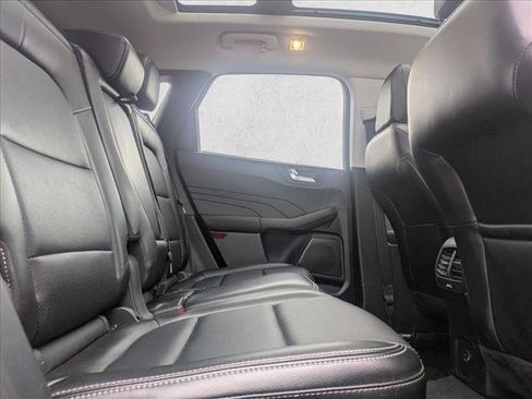 Certified 2022 Ford Escape SEL AWD/4WD image 25