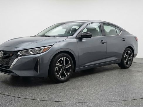 Used 2025 Nissan Sentra SV FWD image 3