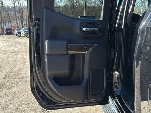 Used 2019 GMC Sierra 1500 SLE w/ SLE Value Package image 24