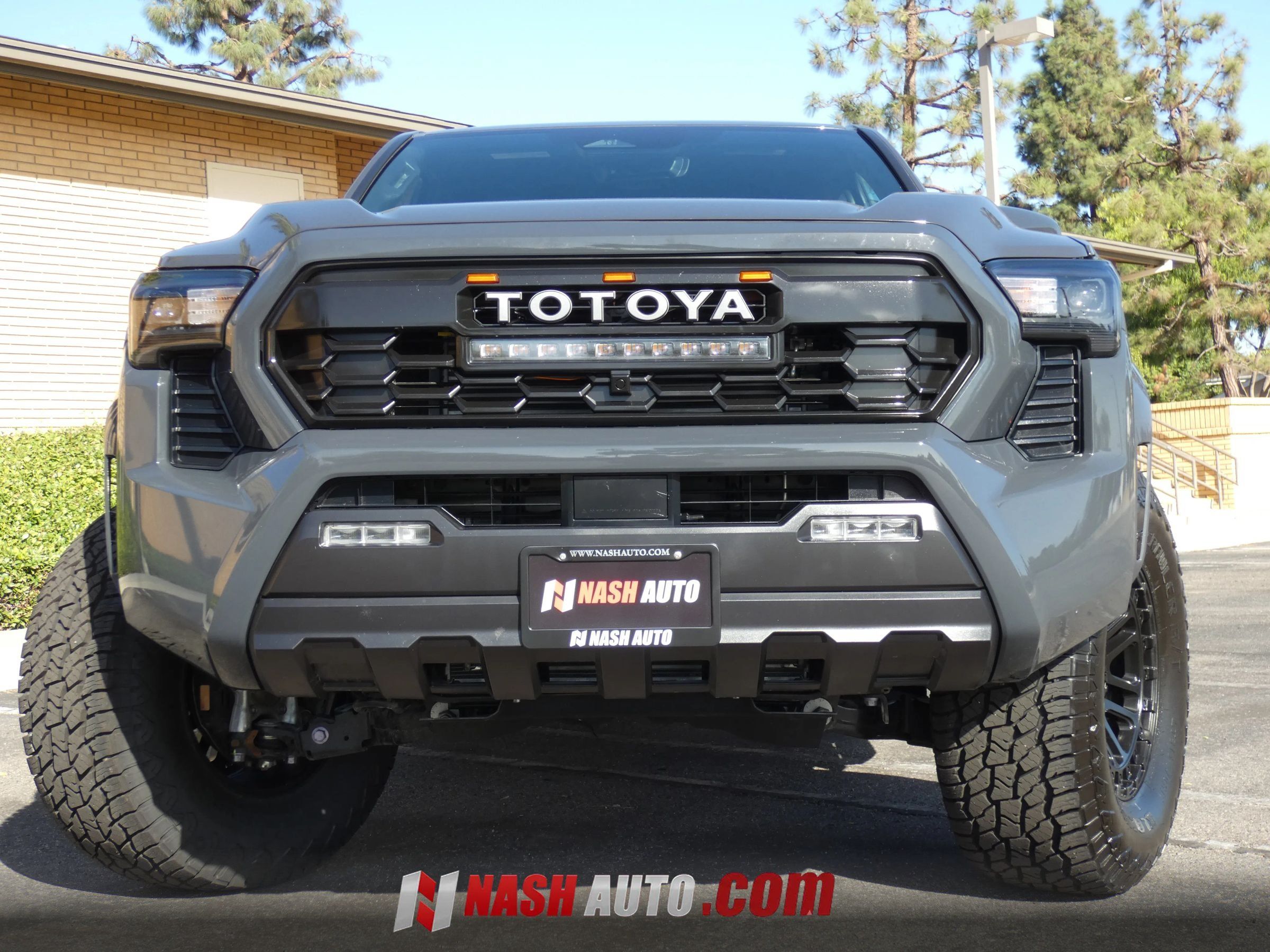 Used 2026 Toyota Tacoma SR5 RWD image 15