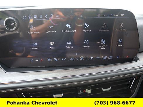 Used 2025 Chevrolet Suburban Premier image 14