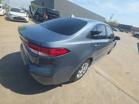 Used 2020 Toyota Corolla LE image 6