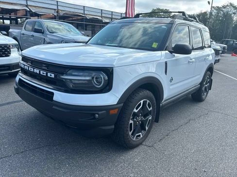 Used 2021 Ford Bronco Sport Outer Banks AWD/4WD image 2