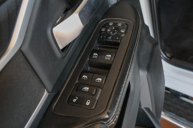 Used 2025 RAM 2500 Big Horn AWD/4WD image 28