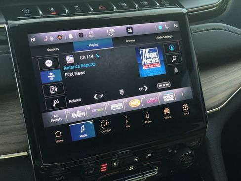 Used 2023 Jeep Grand Cherokee L Summit w/ Advanced Protech Group IV image 21