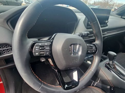 Used 2024 Honda HR-V Sport image 5