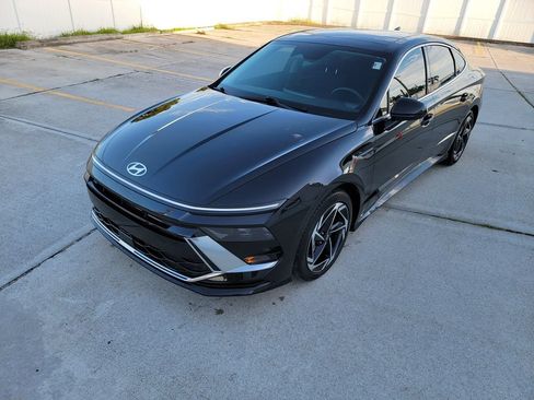 Used 2025 Hyundai Sonata SEL FWD image 11
