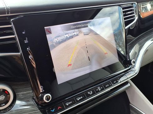 Used 2022 Jeep Wagoneer Series II w/ Premium Group I image 36