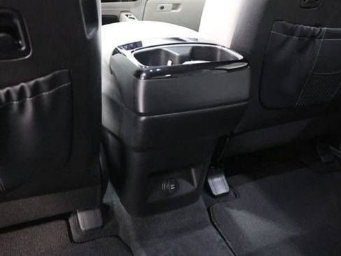 Used 2022 Kia Telluride S AWD/4WD image 35