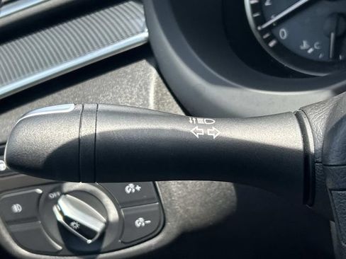 Used 2025 INFINITI QX50 Sport AWD/4WD image 34
