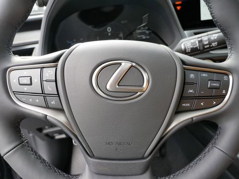 New 2026 Lexus UX 300h AWD image 19