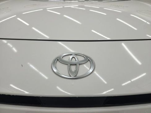 Used 2026 Toyota Camry SE w/ Convenience Package FWD image 12
