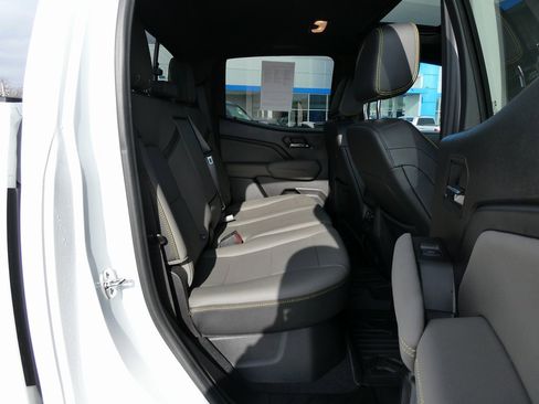 Certified 2024 Chevrolet Colorado ZR2 w/ ZR2 Convenience Package III image 17