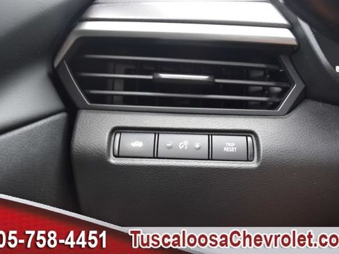 Used 2024 Nissan Altima 2.5 SR FWD image 36