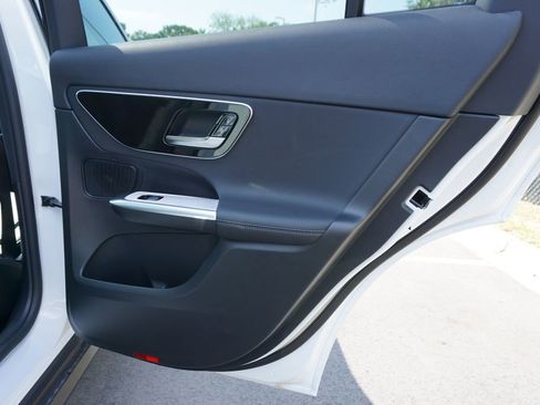 Certified 2025 Mercedes-Benz GLC 300 4MATIC image 54