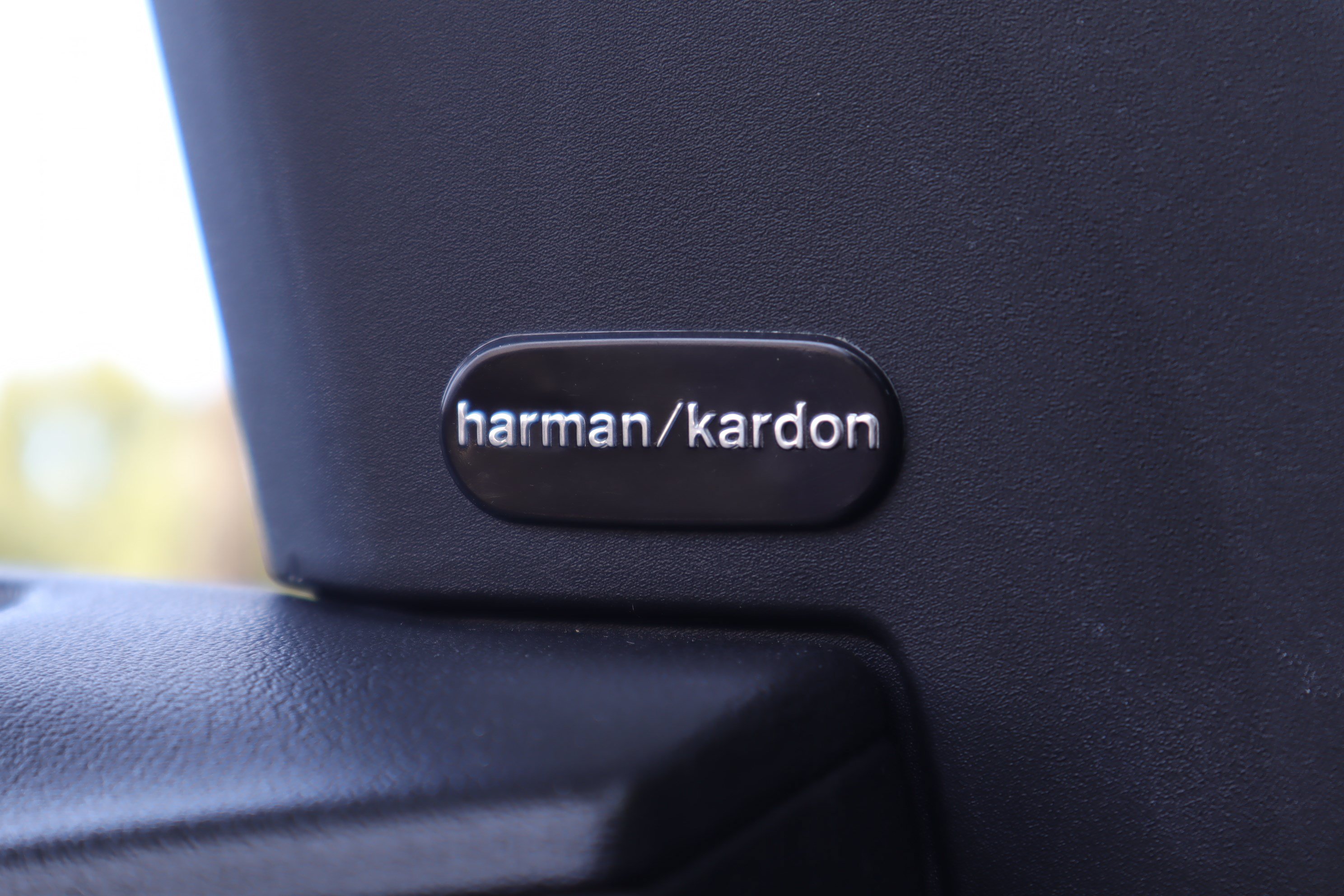 Used 2023 Dodge Charger SRT Hellcat w/ Harman/Kardon Audio Group RWD image 11