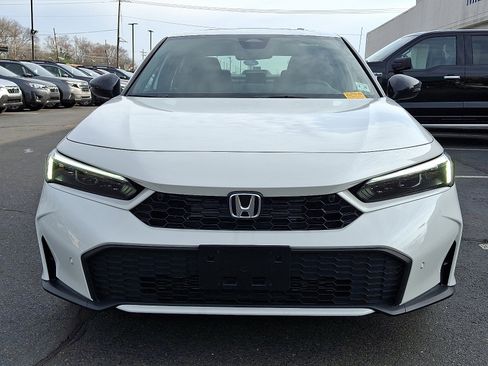 Used 2025 Honda Civic Sport Touring image 2