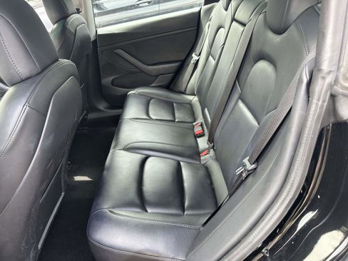 Used 2021 Tesla Model 3 Long Range image 17