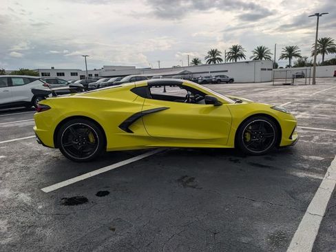 Used 2020 Chevrolet Corvette Stingray Premium Cpe w/ 3LT Preferred Equipment Group RWD image 17