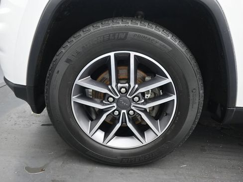 Used 2020 Jeep Grand Cherokee Limited AWD/4WD image 52
