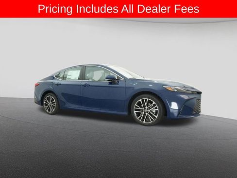 New 2026 Toyota Camry XLE FWD image 28