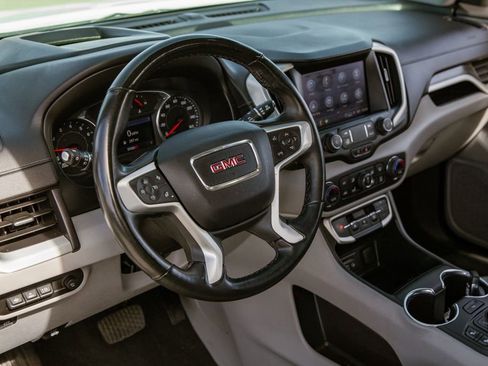 Used 2023 GMC Terrain SLT w/ Tech Package image 11
