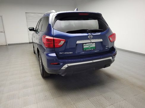 Used 2019 Nissan Pathfinder SV image 6