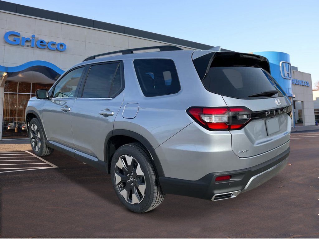 New 2026 Honda Pilot Touring image 3