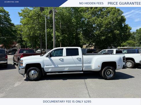 Used 2015 Chevrolet Silverado 3500 LTZ AWD/4WD image 2