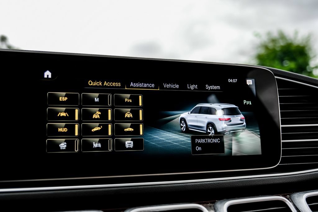 Used 2023 Mercedes-Benz GLS 580 4MATIC image 42