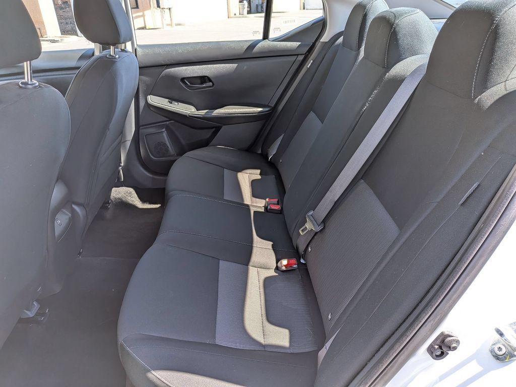 Used 2025 Nissan Sentra SV FWD image 27
