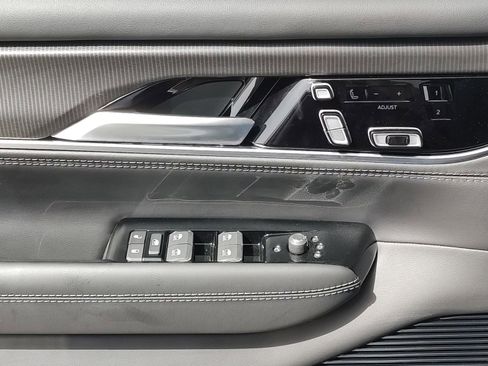 New 2025 Jeep Grand Wagoneer Series II Obsidian w/ Quick Order Packagew 28T image 25