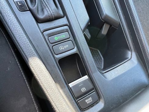 Used 2023 Honda Accord EX image 31