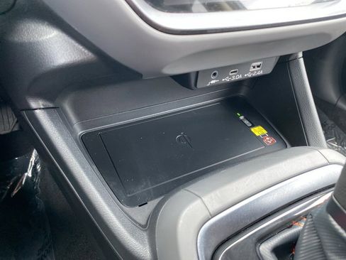 Used 2025 Subaru Crosstrek 2.5i Limited w/ Popular Package #3A image 15