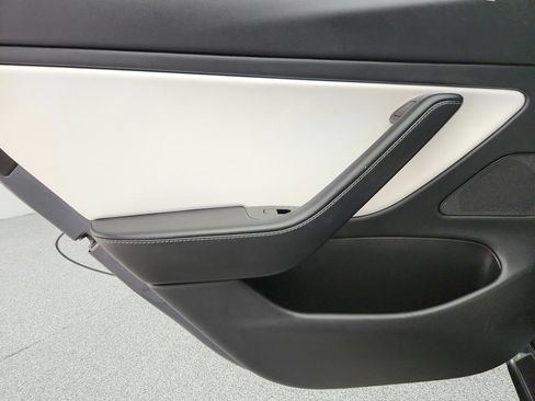 Used 2020 Tesla Model 3 Long Range AWD/4WD image 20