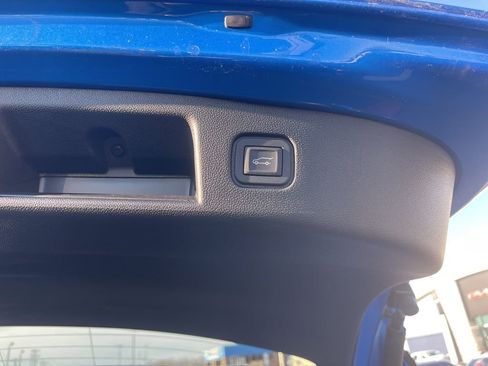 Used 2025 Chevrolet Blazer EV LT w/ Super Cruise Package image 25