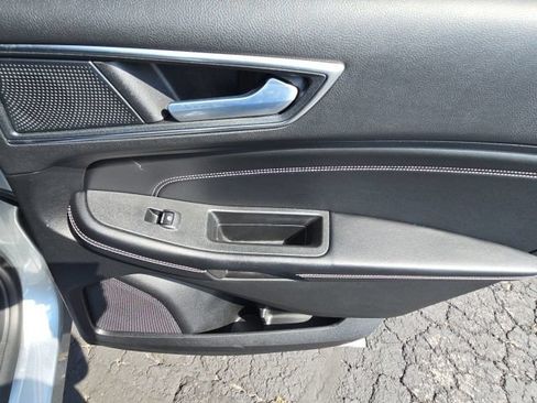 Used 2024 Ford Edge Titanium AWD/4WD image 27