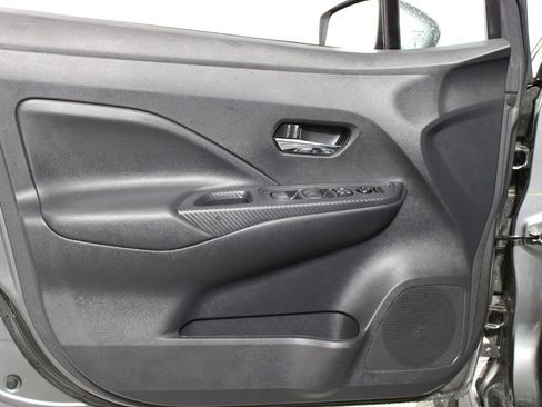 Used 2024 Nissan Versa SV w/ Trunk Package image 6