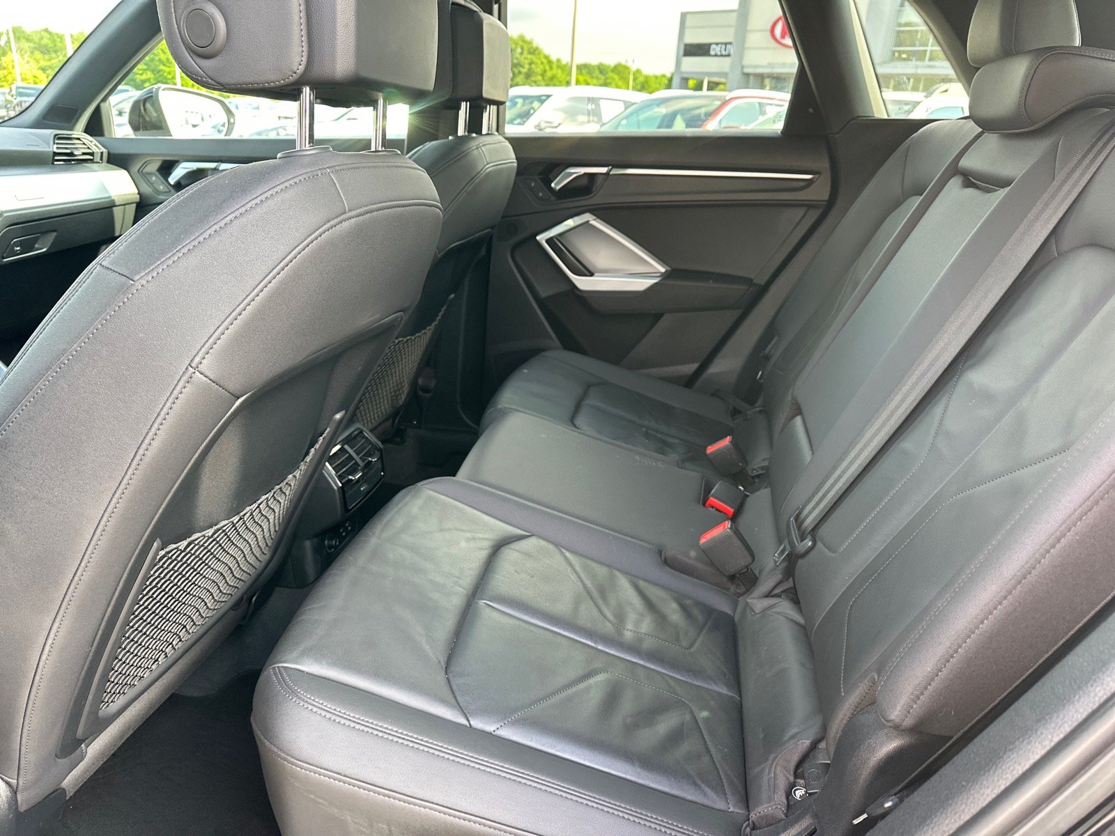 Used 2019 Audi Q3 2.0T Premium AWD/4WD image 8