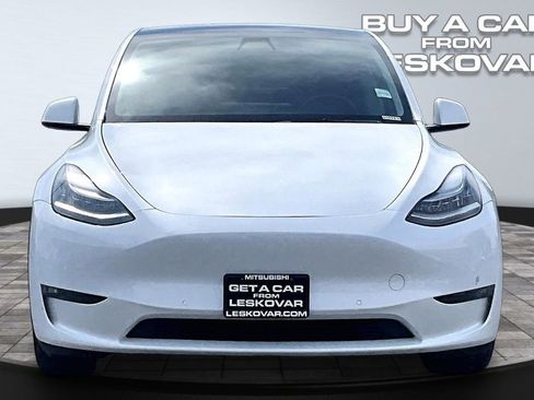 Used 2021 Tesla Model Y Long Range AWD/4WD image 3