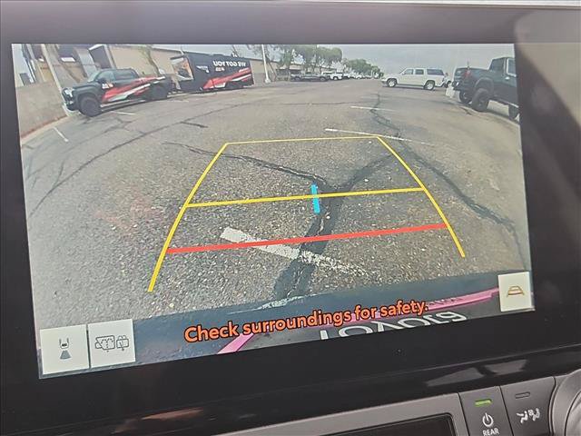 Used 2025 Toyota Grand Highlander AWD image 17