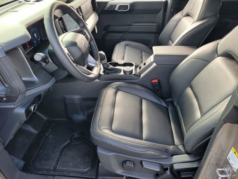 New 2025 Ford Bronco Big Bend image 7