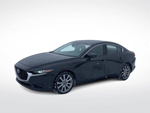 Used 2019 MAZDA MAZDA3 Sedan w/ Premium Package image 5