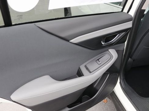 Certified 2025 Subaru Outback Premium w/ Popular Package #1A image 17