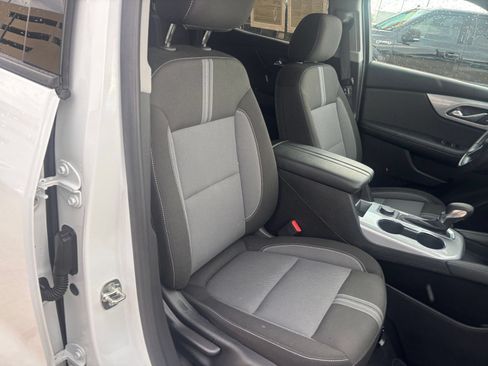 Used 2026 Chevrolet Blazer LT FWD image 36