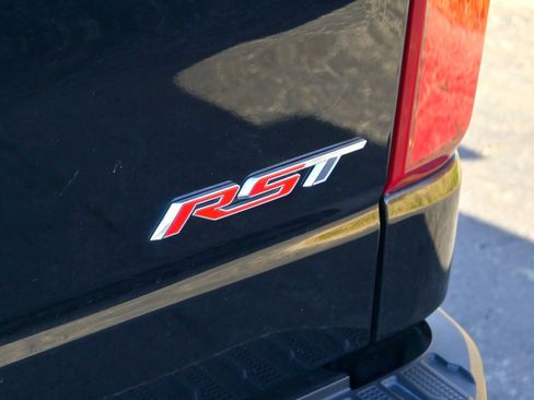 Used 2023 Chevrolet Silverado 1500 RST image 15