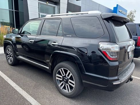 Used 2024 Toyota 4Runner Limited AWD/4WD image 4